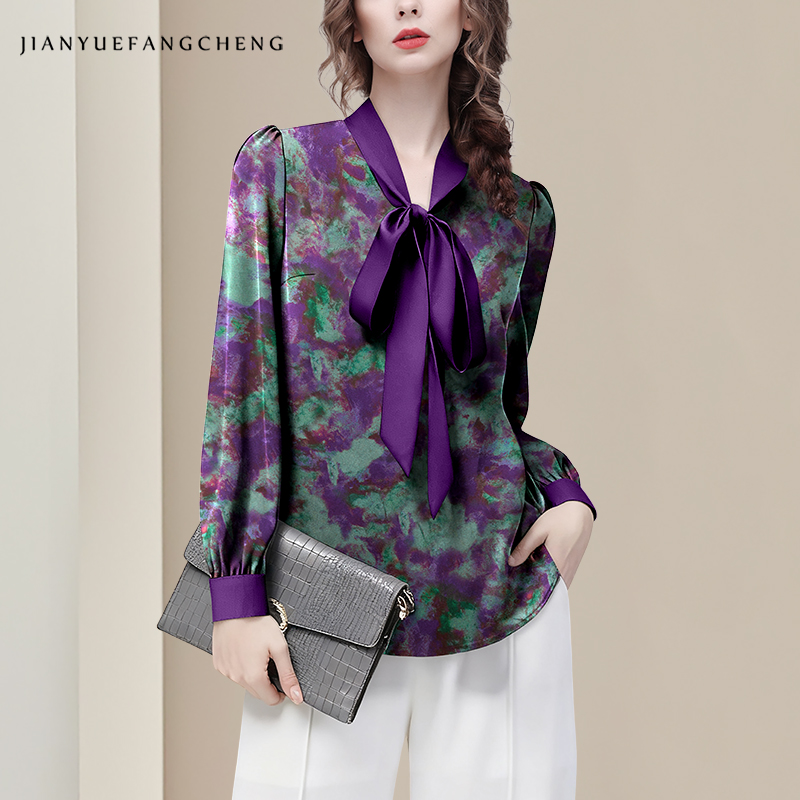 Women Formal Blouses For Evening Wear - Blusa de cetim elegante floral roxa