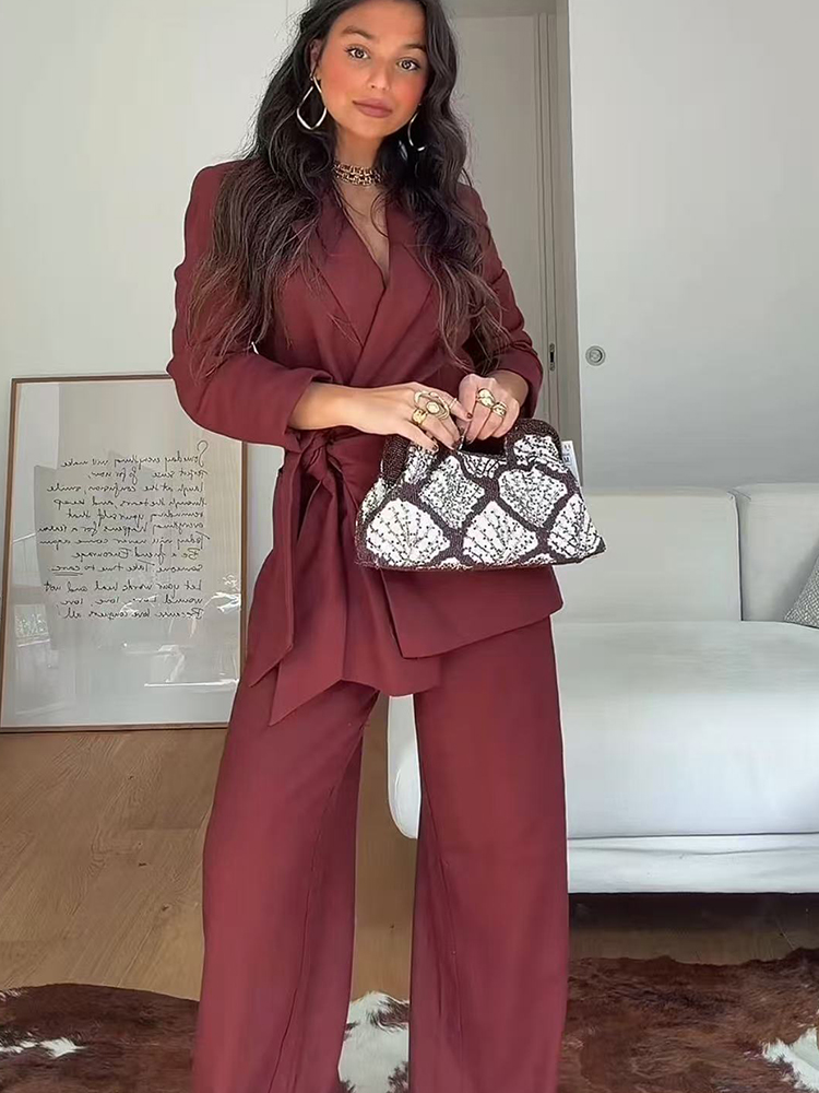 Conjunto de Blazer e Calças pa - Female Formal Wear avaliação e preço