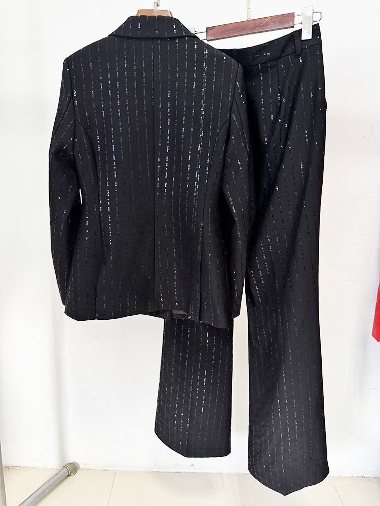 Conjunto de Blazer e Calça Fem - Female Formal Wear avaliação e preço