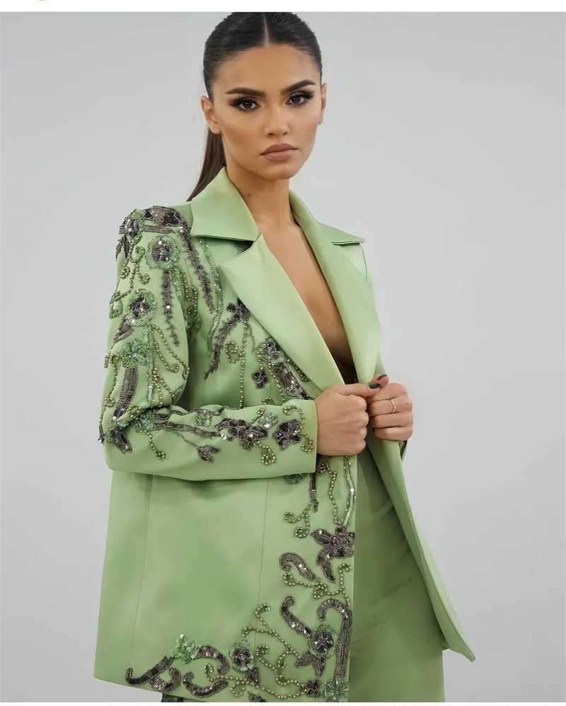 Designer de cetim verde femini - Women Formal Wear Designers avaliação e preço